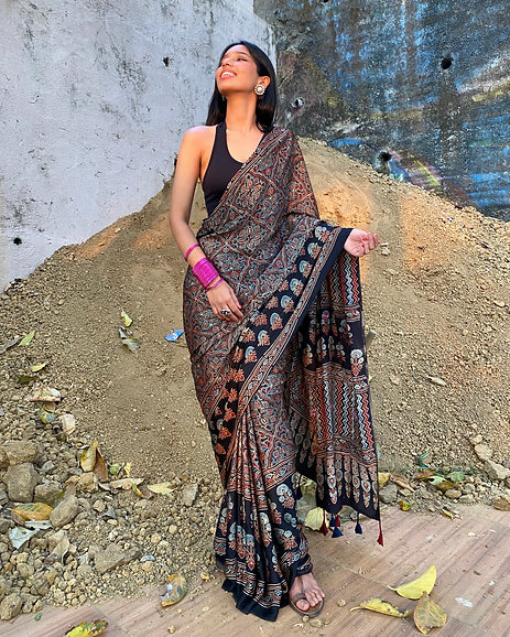 Khwaish Modal silk embroidered pallu saree