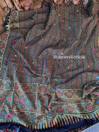 Mehendi zig zag - Badan pe sitaare