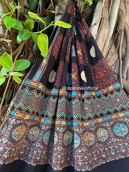 Chakra dupatta- Badan pe sitaare