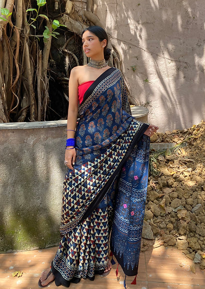 Neeli Pammi Modal silk embroidered pallu saree