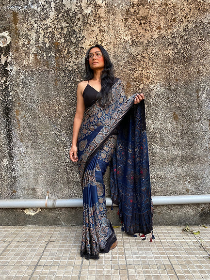 Dhara modal silk embroidered pallu saree