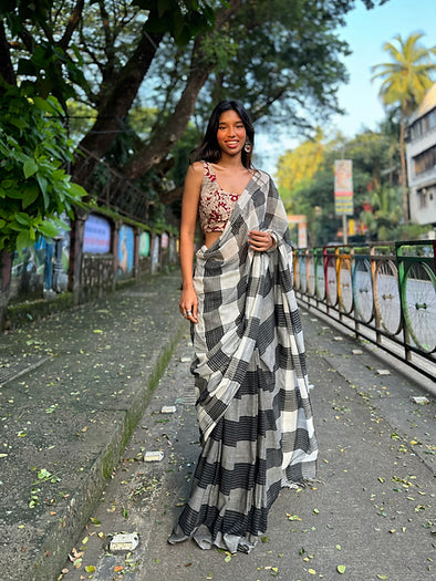 Charcoal Gamcha saree
