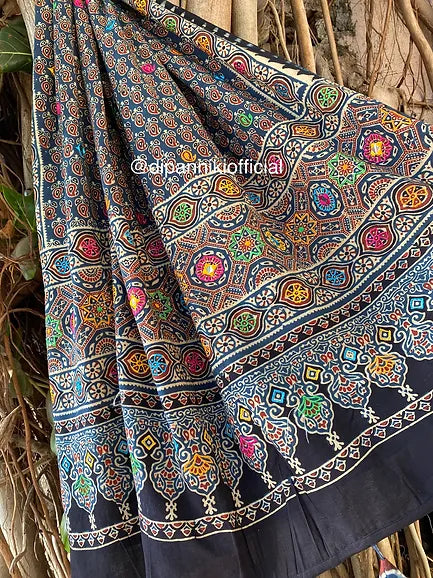 Kacchi kairi dupatta- Badan pe sitaare