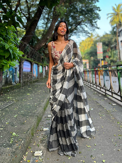 Charcoal Gamcha saree