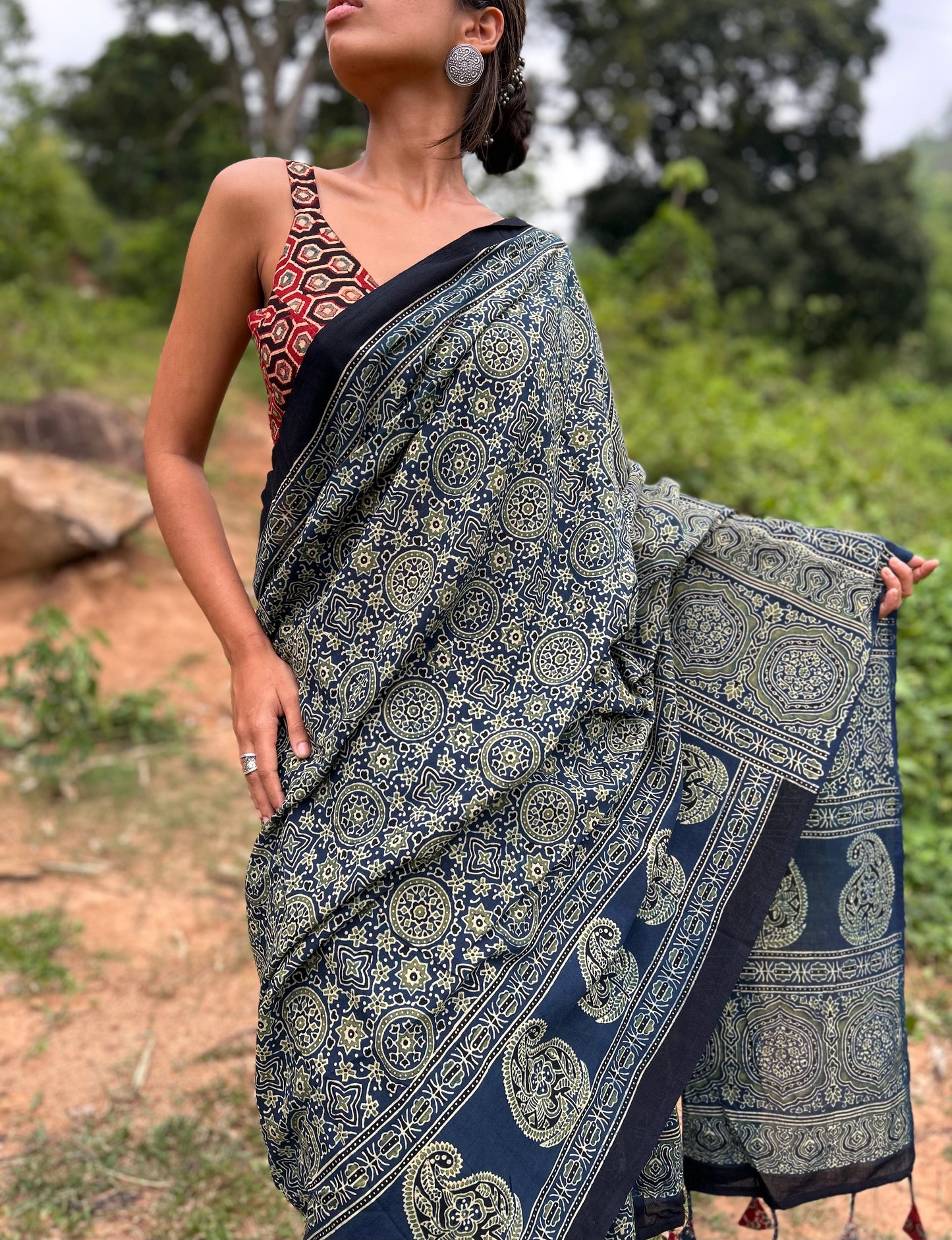 Mahey Garmi Waali saree