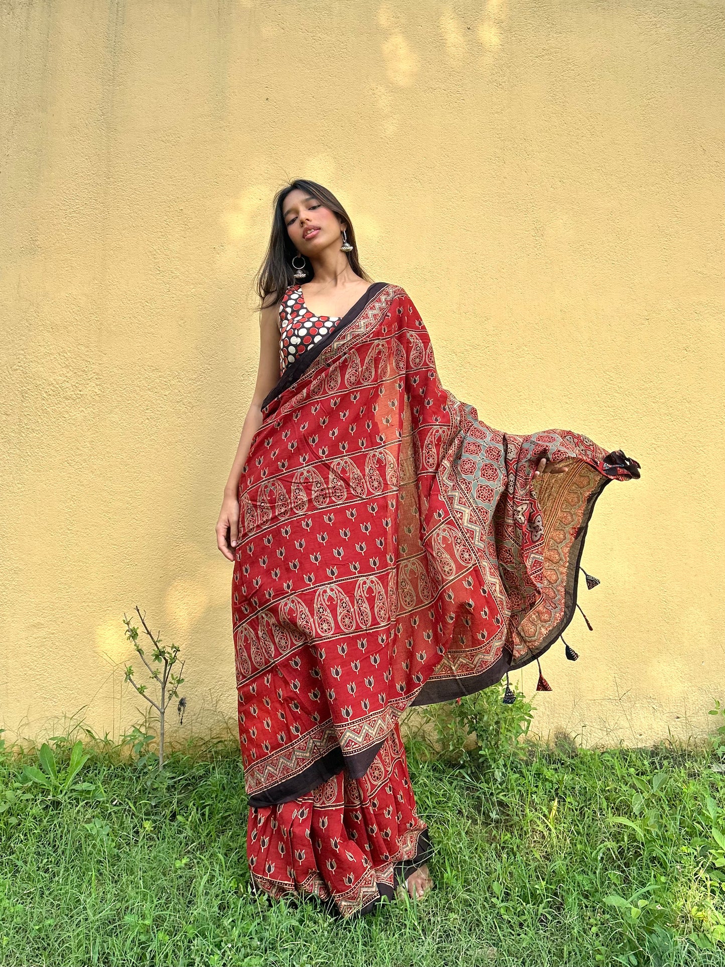 Kairi Lotus Garmi Waali saree