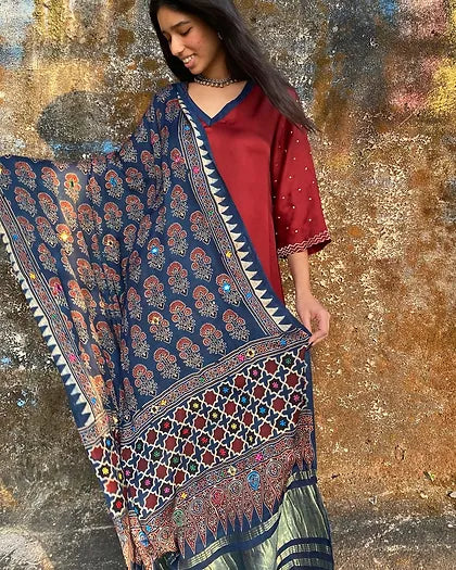 Indigo Pammi modal silk dupatta with Zari