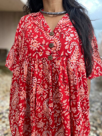 Red kairi Bulbuli Oversized shirt dress