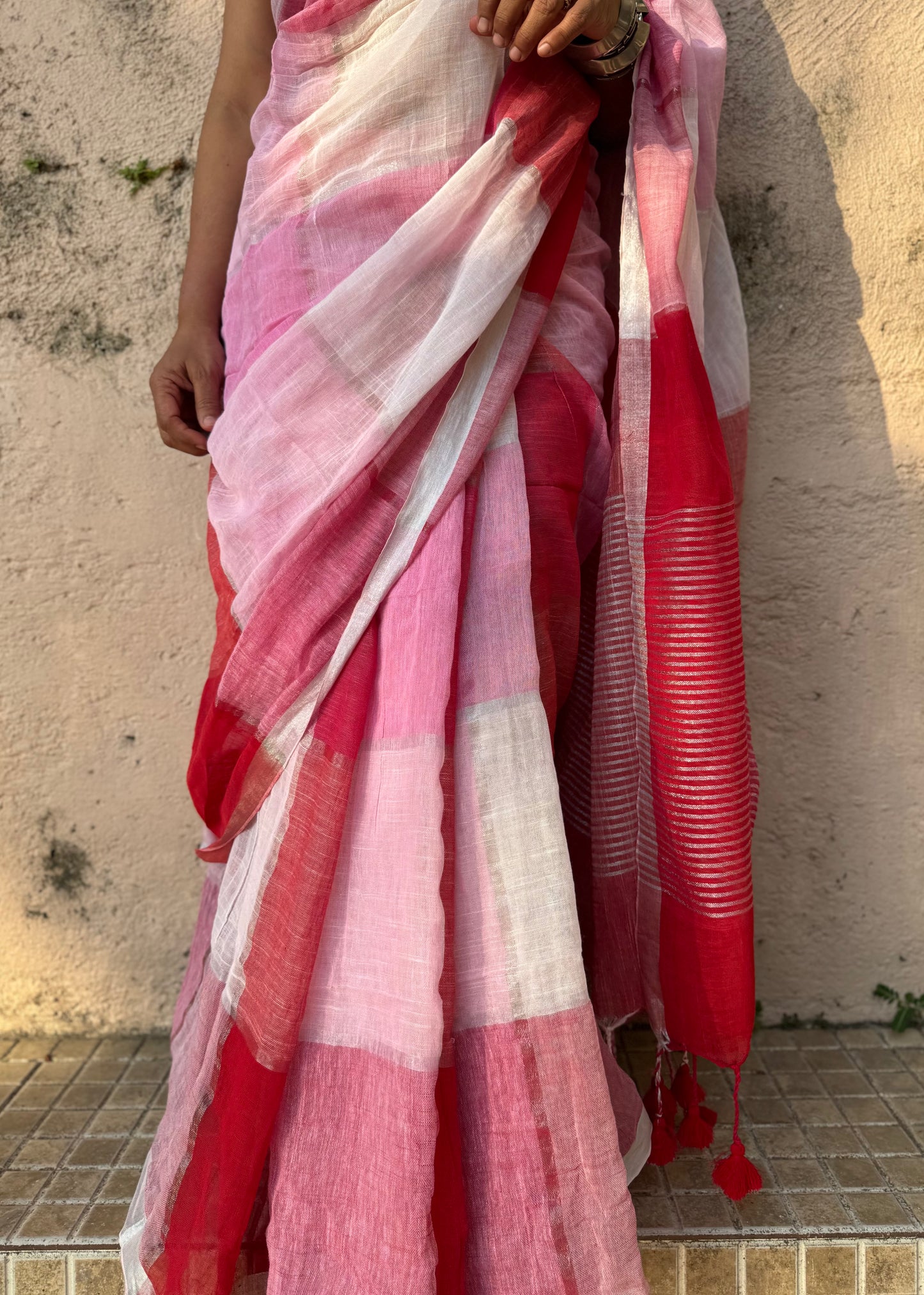 Gulaabi Linen Cotton Saree