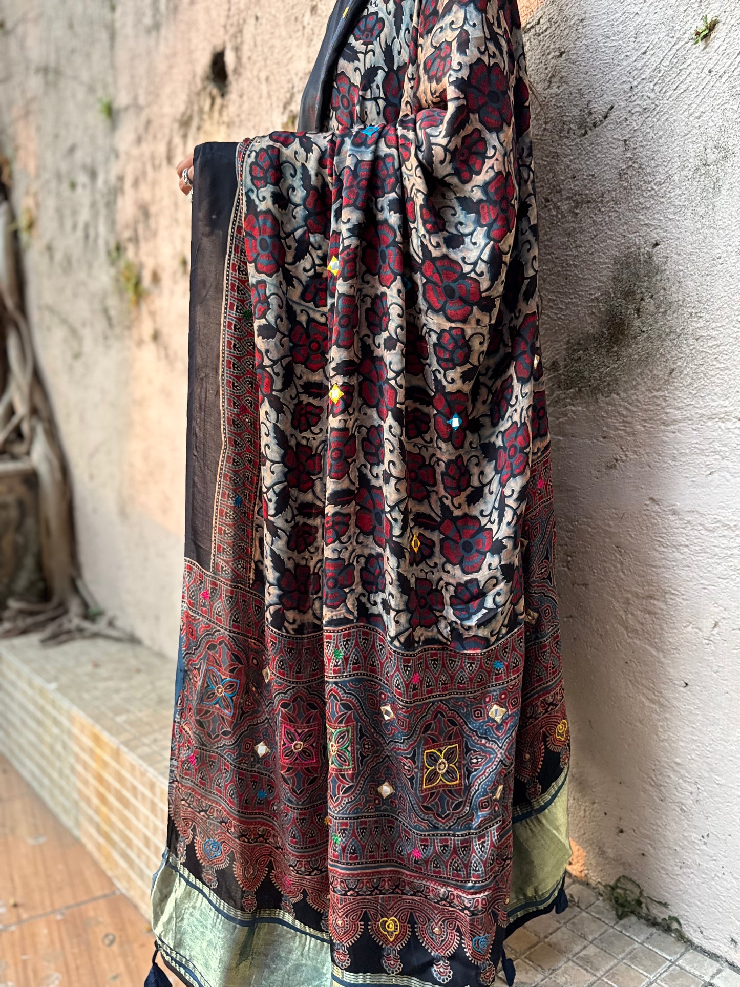 Sakhi Modal Silk Embroidered Dupatta