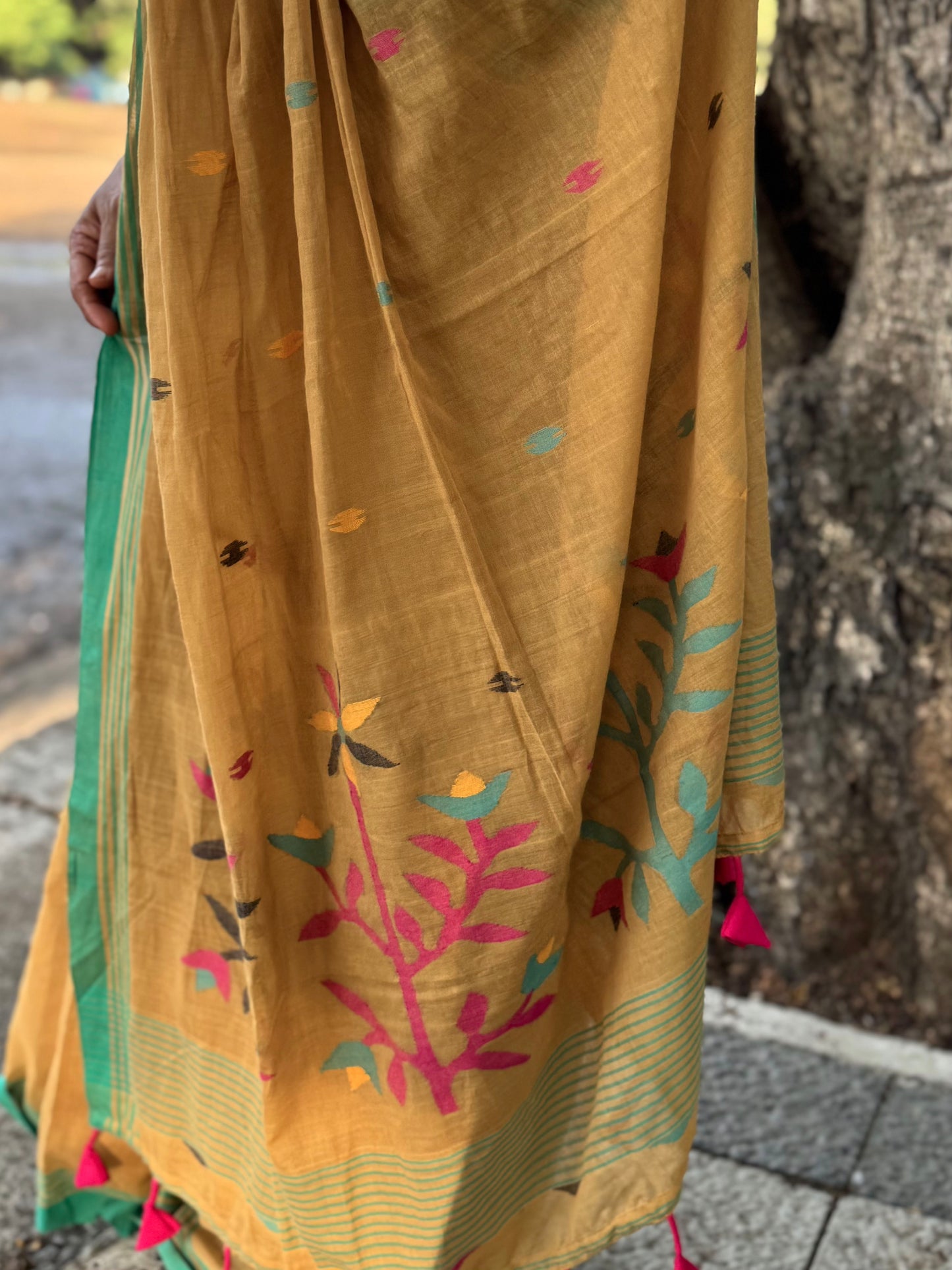 Sunheri Jamdani Cotton Saree