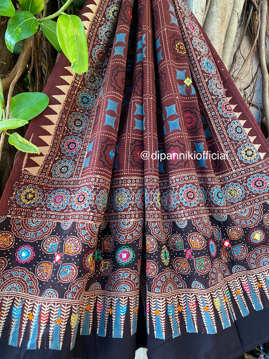 Mohua dupatta- Badan pe sitaare