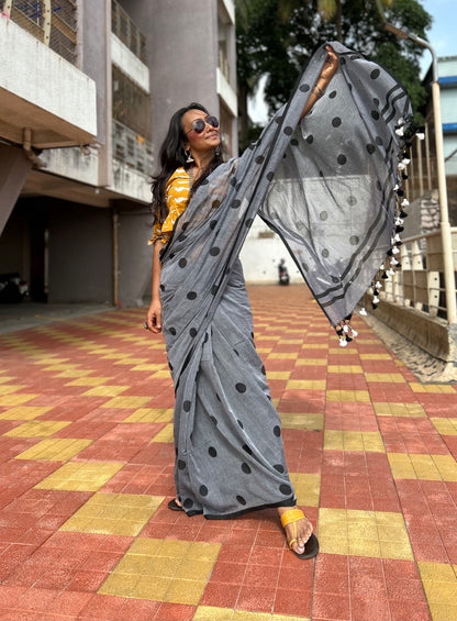 Grey mini polka saree