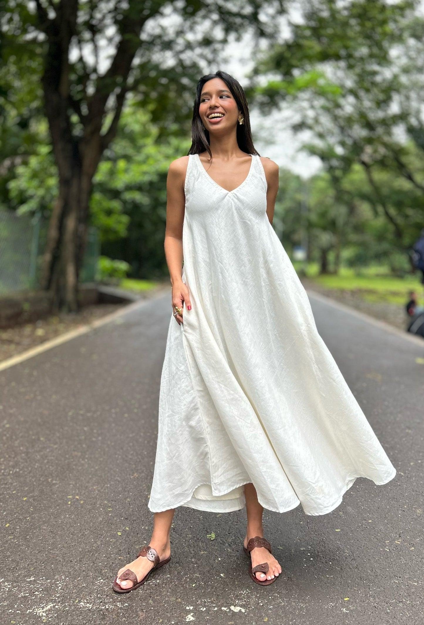 Dove Lola linen dress