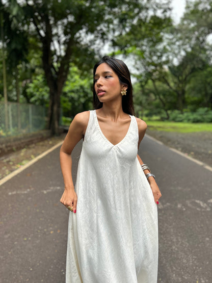 Dove Lola linen dress