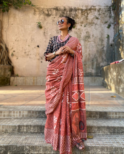 Peachy Mul cotton saree