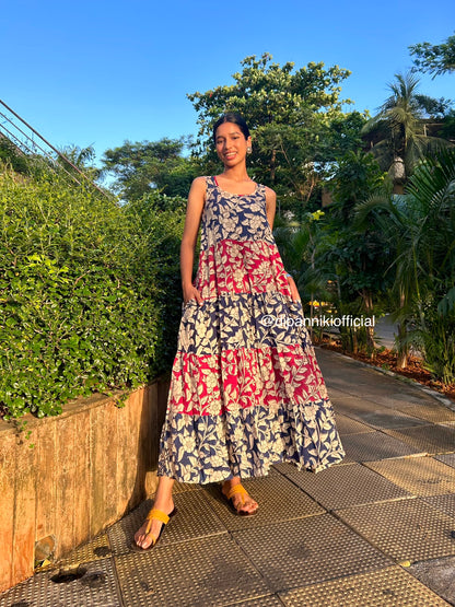 Neeli Gulabi Gulabo
